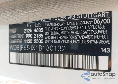 2001 Mercedes-Benz E 320 from USA, damaged, VIN WDBJF65JX1B180132